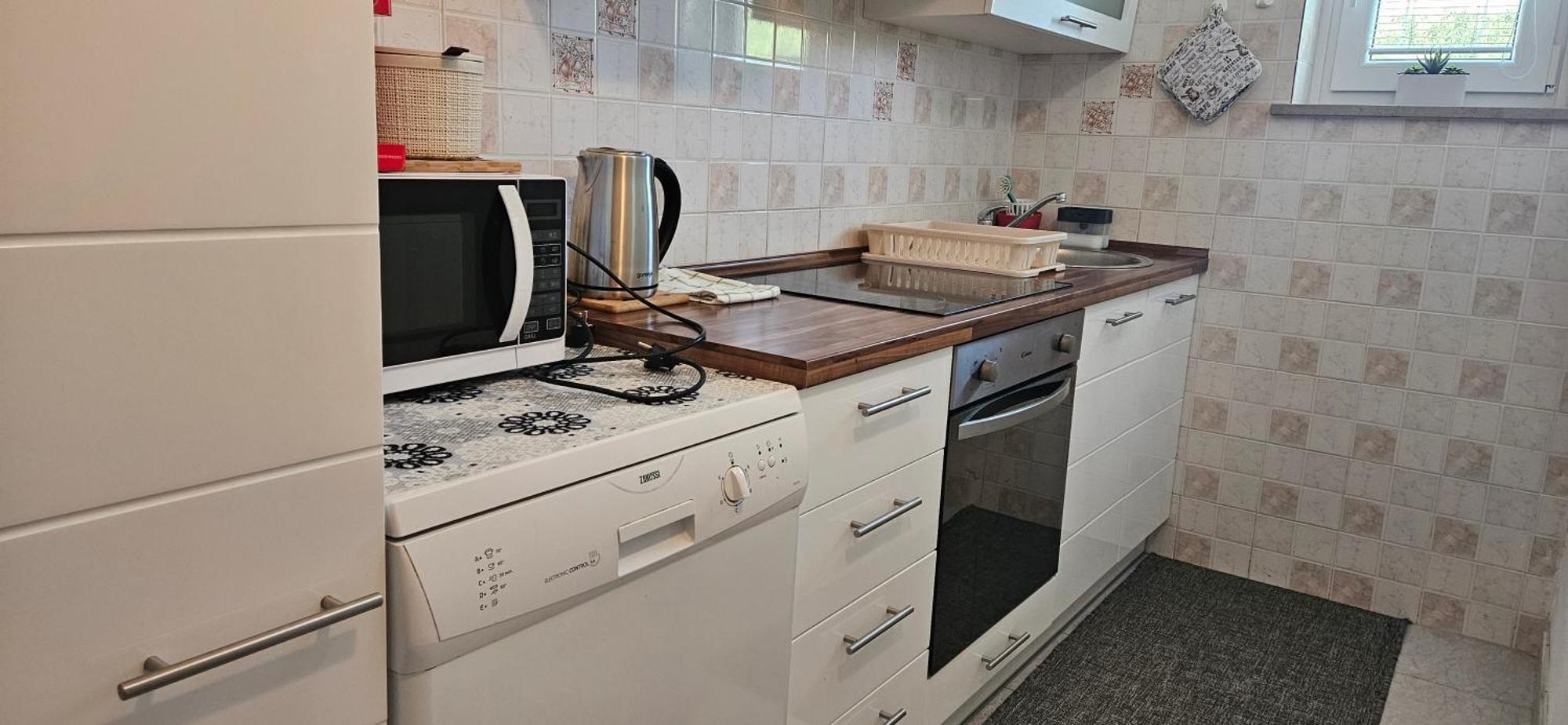 Sea View Apartment Renzzo سترونجان المظهر الخارجي الصورة