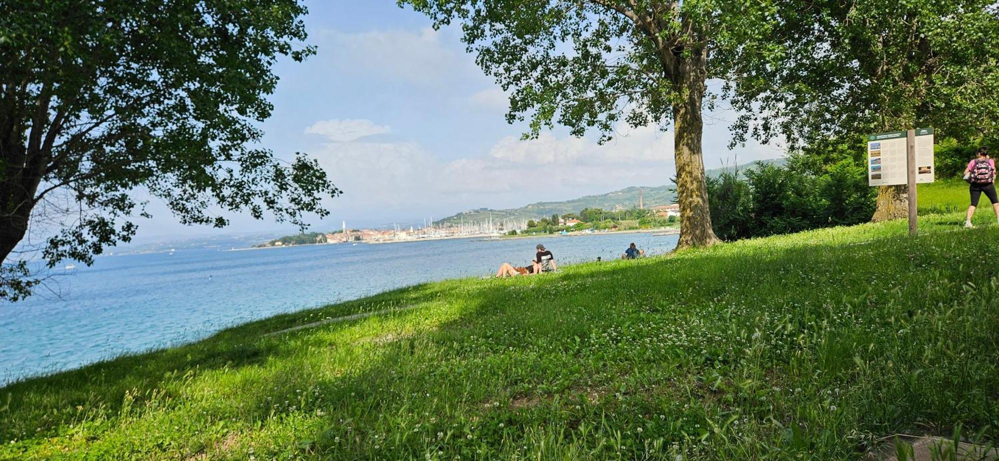 Sea View Apartment Renzzo سترونجان المظهر الخارجي الصورة